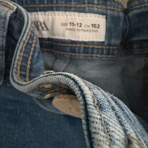 Girls Zara jeans size 11/12- wide leg